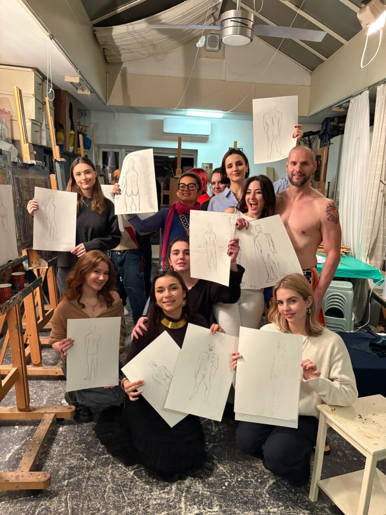 vrijgezellenfeest verjaardag naaktmodel schilderen bodypainting naakte butler sexy striptease stripper act erotisch uitje vriendinnen dag Amsterdam Amersfoort Arnhem Eindhoven Maastricht Nijmegen Tilburg Utrecht